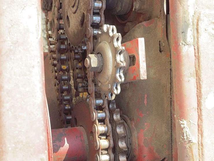 new-holland-488-image-28