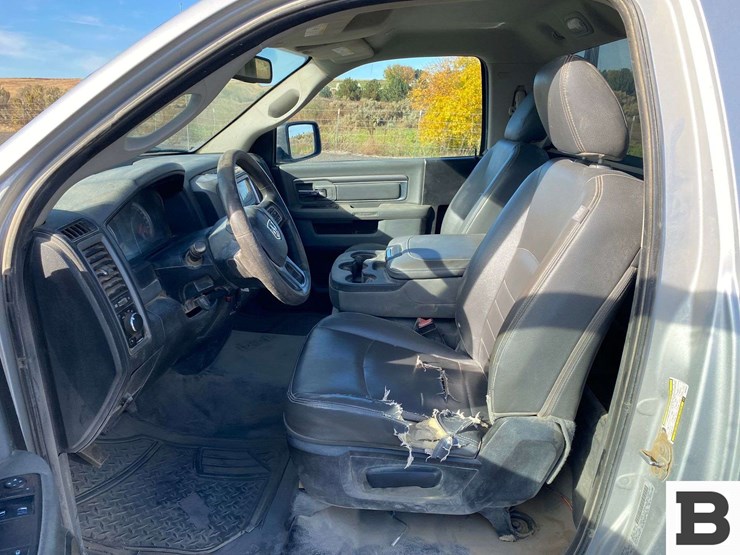 2018-ram-1500-pickup-image-27