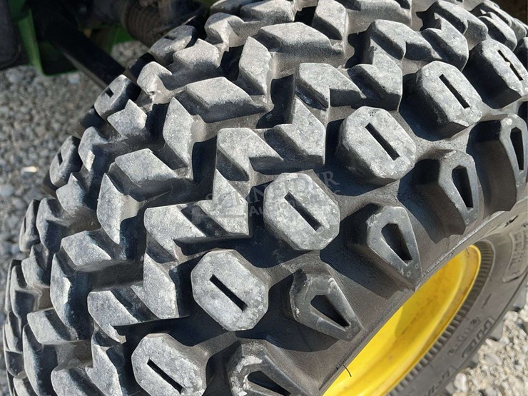 john-deere-gator-th-image-30