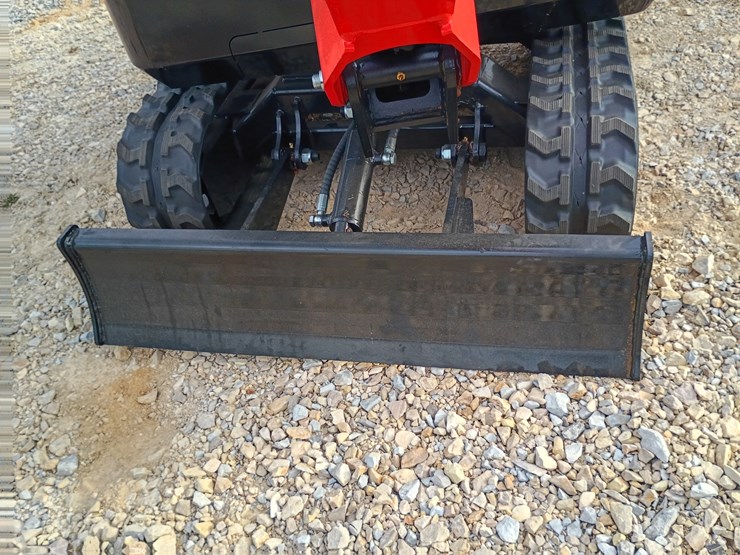 #l57-002-•-2025-tpm-16-mini-excavator-(gasoline)-image-9