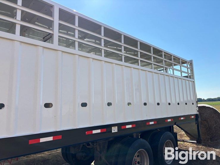 2013-neville-trailer-image-12