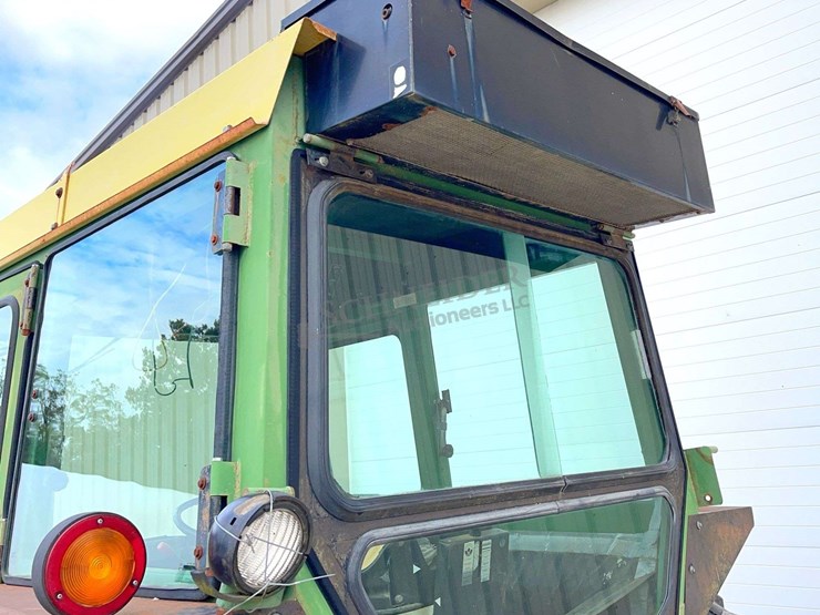 john-deere-2840-image-50