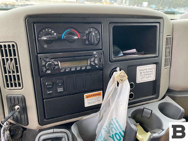 2012-international-durastar-4300-image-45