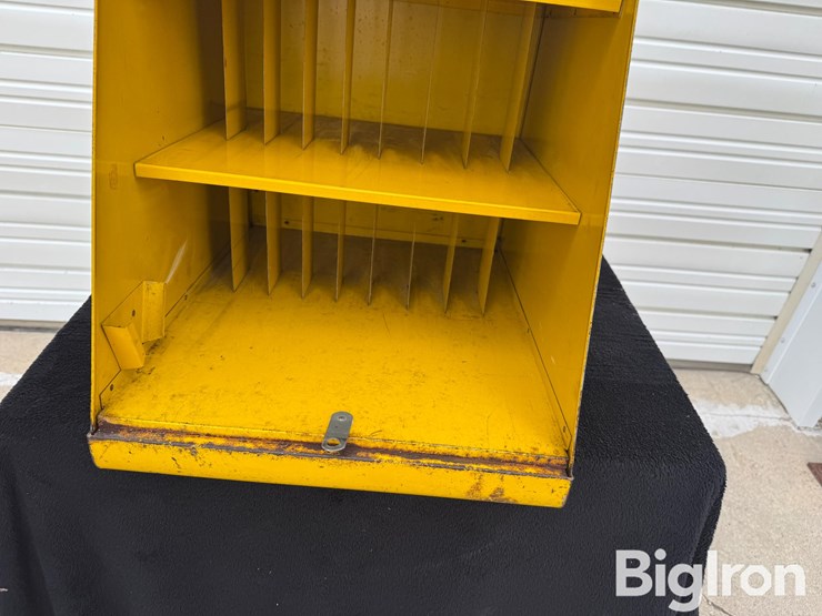 antique-anco-windshield-wiper-display-image-14