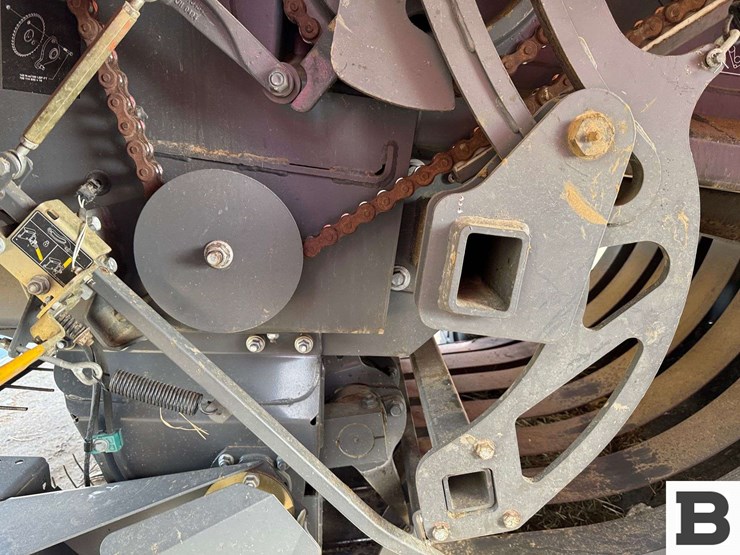 2015-massey-ferguson-2290-image-30