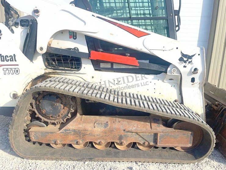 2019-bobcat-t770-image-13