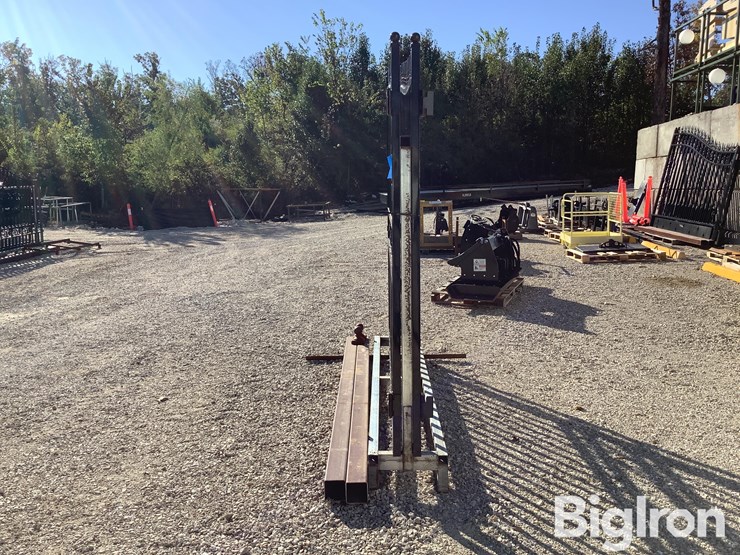 115"-steel-gates-image-6