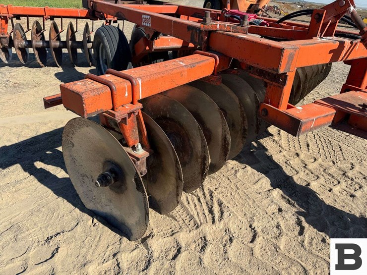 case-g109-146-offset-disc-image-14