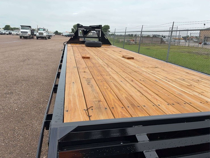 2025-delta-manufacturing,-inc.-30'-gooseneck-flatbed-trailer-image-5