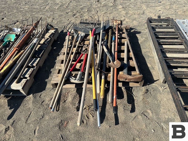 rakes,-shovels,-pipe-bender-image-4