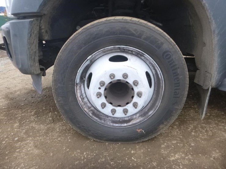 2015-ford-f550-image-33