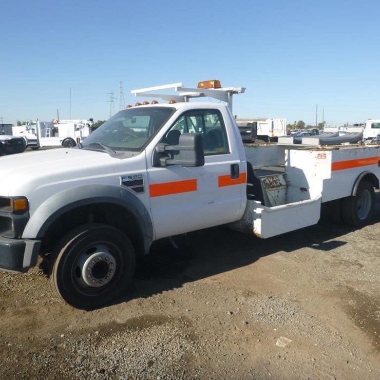 2008 FORD F550