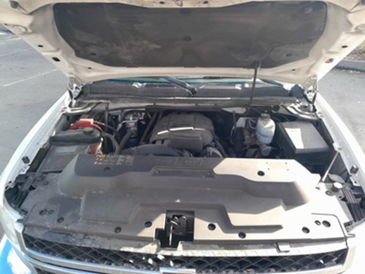 2012-chevrolet-silverado-2500hd-image-6