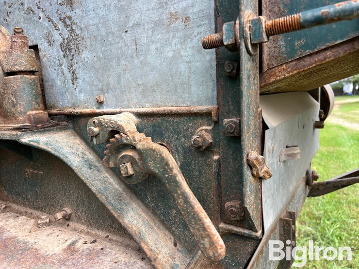 oliver-red-river-special-image-20