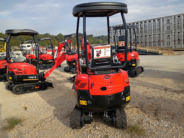 #l57-004-•-2025-tpm-16-mini-excavator-(gasoline)-image-3