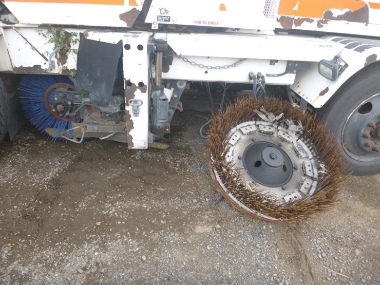 2013-global-m4-sweeper-image-9