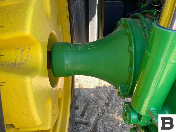 2008-john-deere-8330-image-35