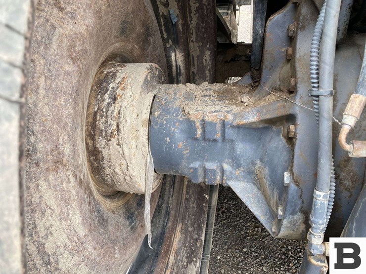 1995-caterpillar-ch35-image-18