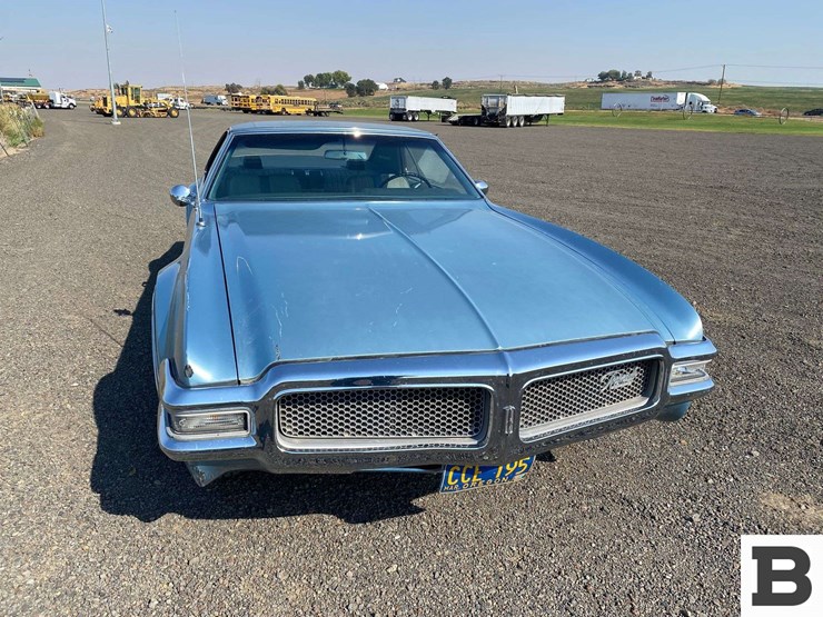 1968-oldsmobile-toronado-coupe-image-8