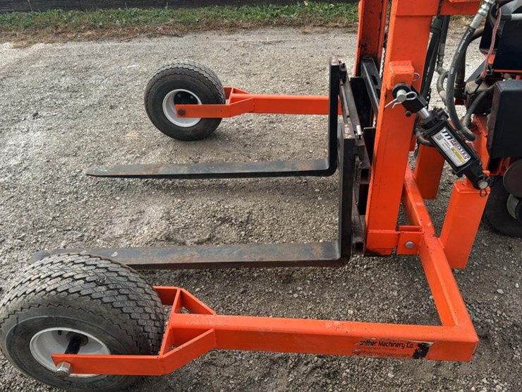 #1356-•-walk-behind-panther-forklift-image-14