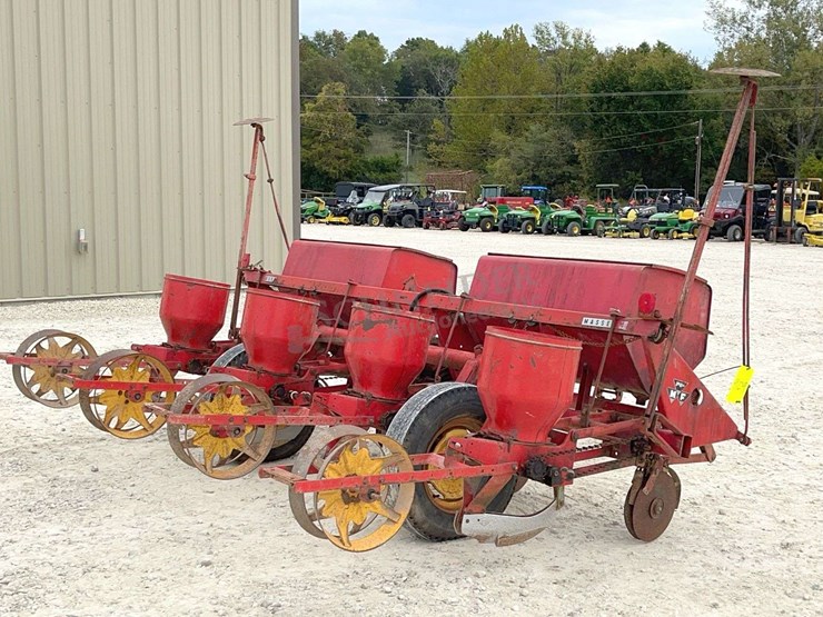 massey-ferguson-4-image-5