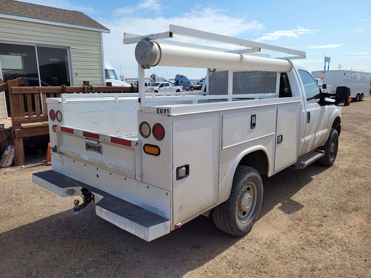 2016-ford-f350-sd-image-5