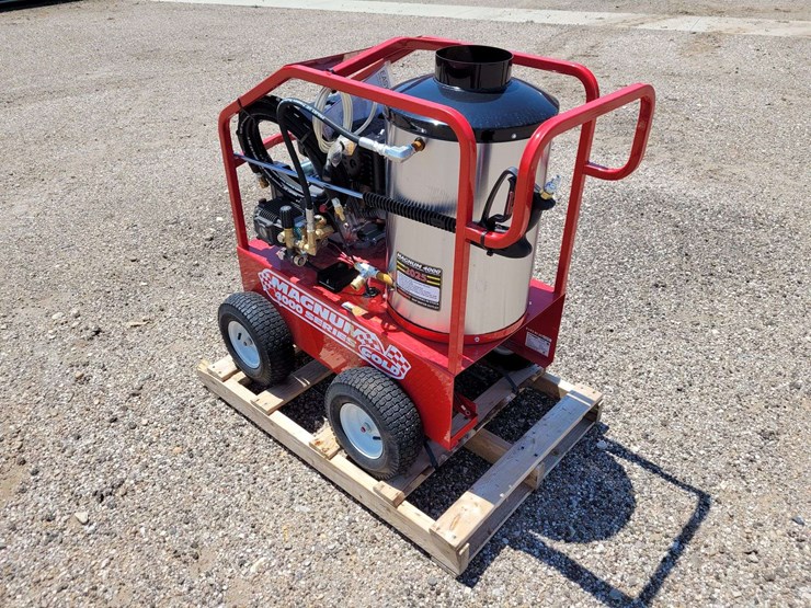 magnum-4000-series-gold-pressure-washer-image-6