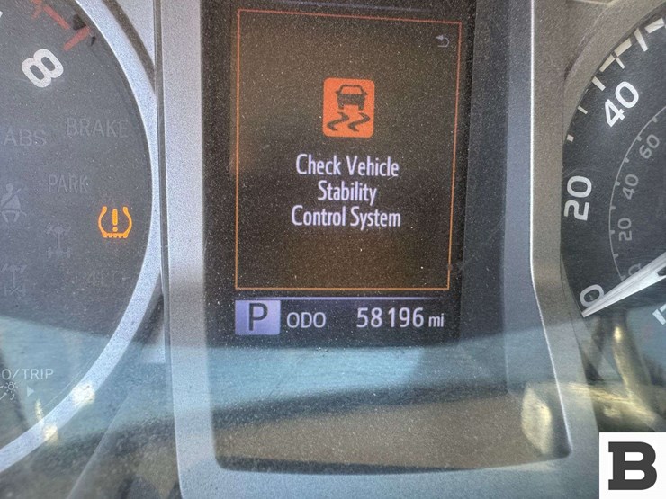 2017-toyota-tacoma-image-33