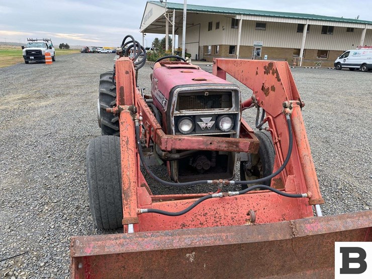 1976-massey-ferguson-245-image-9