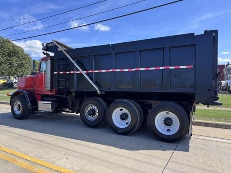 2003-peterbilt-378-image-3