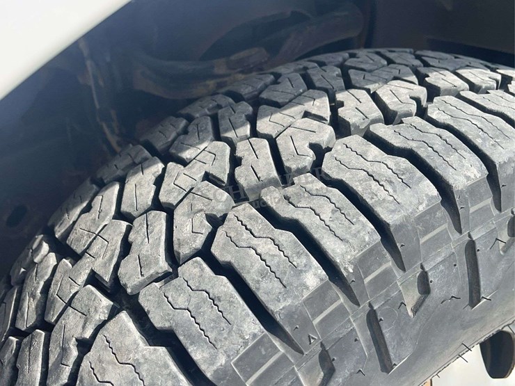 2017-ford-f150-image-17