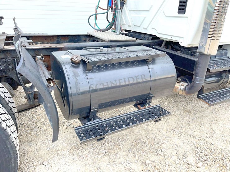 2003-international-durastar-4400-image-25