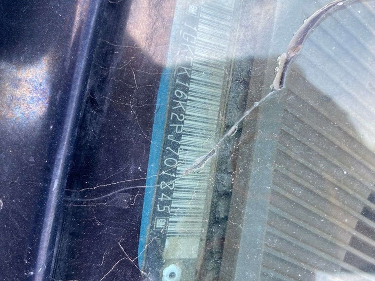 1993-gmc-suburban-image-41