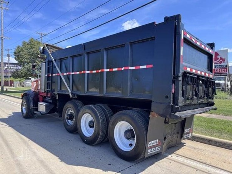 2003-peterbilt-378-image-4