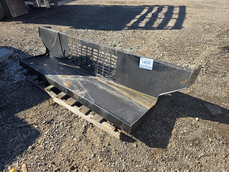 #22361-•-headache-rack-for-pickup-image-1