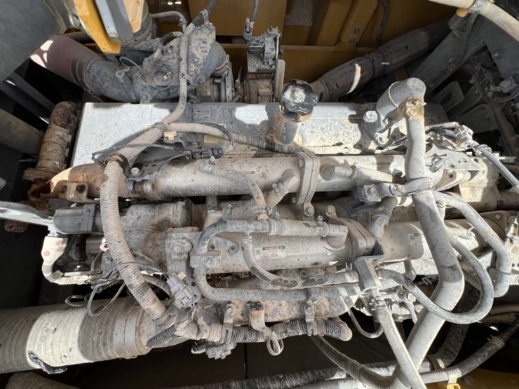 2018-deere-670g-lc-image-33