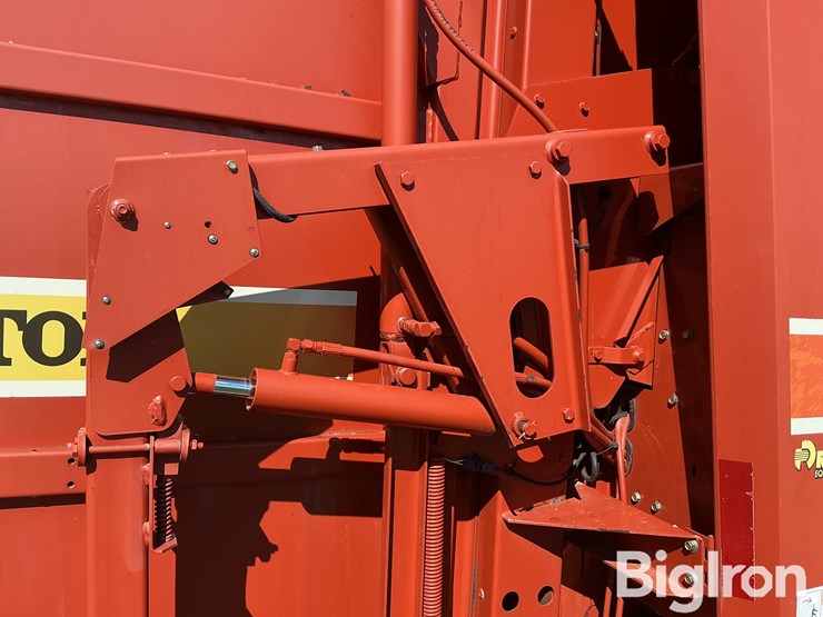 2003-hesston-956a-image-16