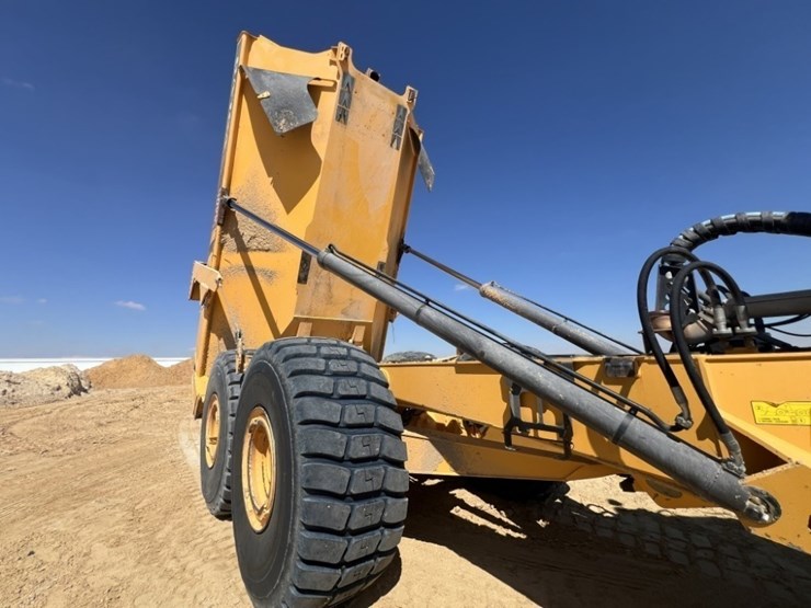 2021-volvo-a60h-image-58