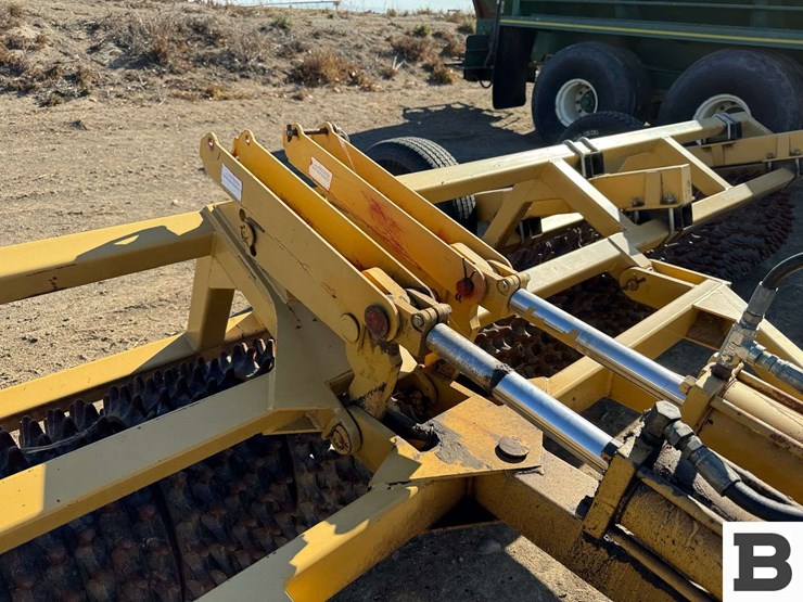 schmeiser-20'-packer-image-10