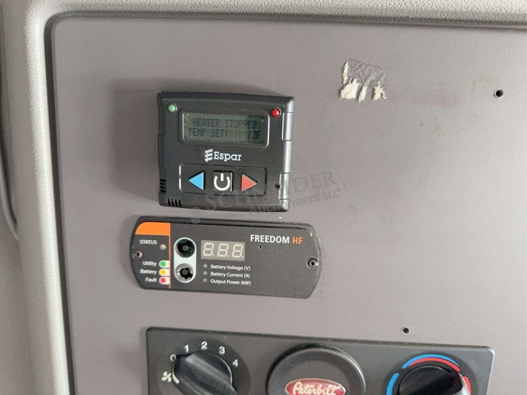 2017-peterbilt-579-image-78