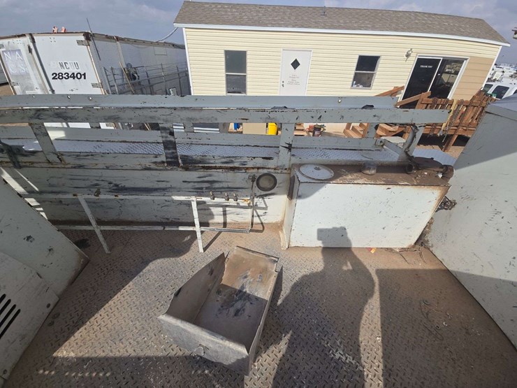 2009-international-7300-image-14