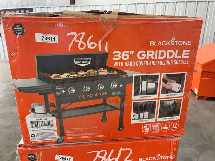 36"-black-stone-griddle-image-4