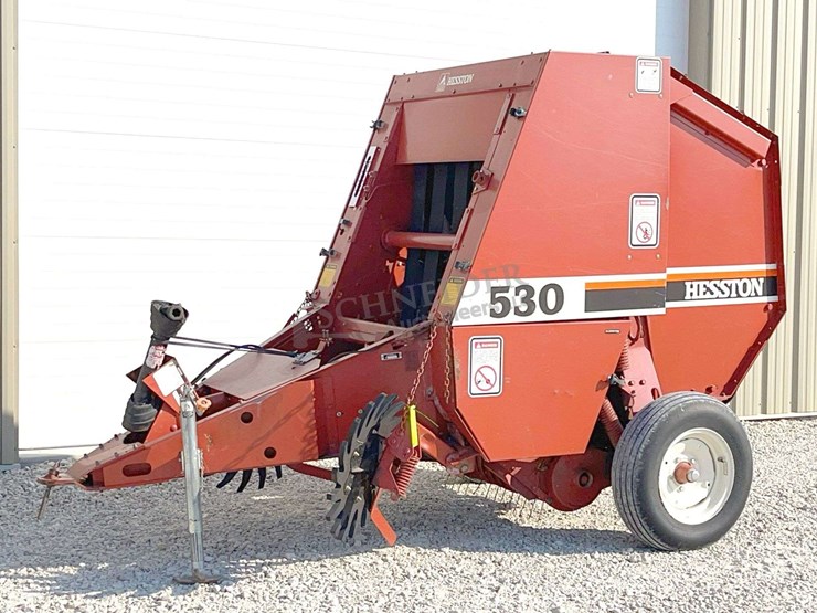 hesston-530-image-2