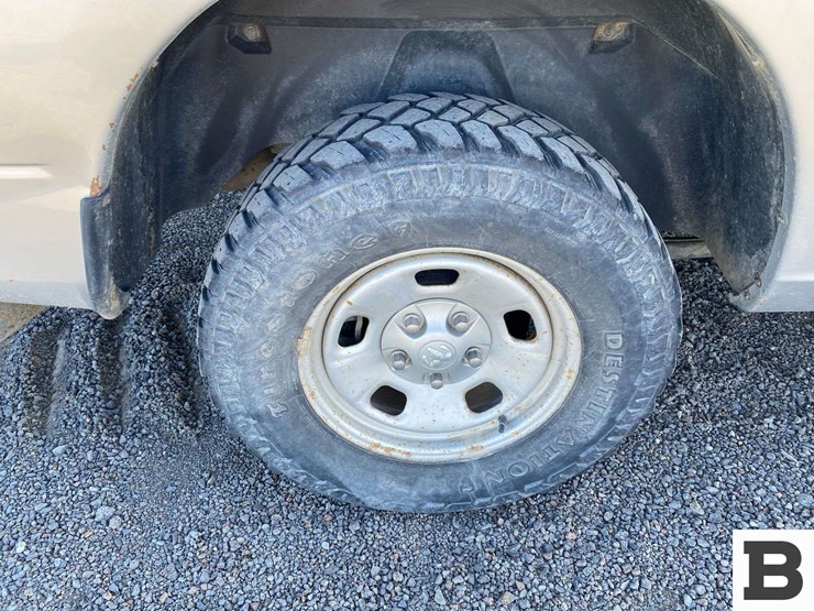 2013-ram-1500-pickup-image-19