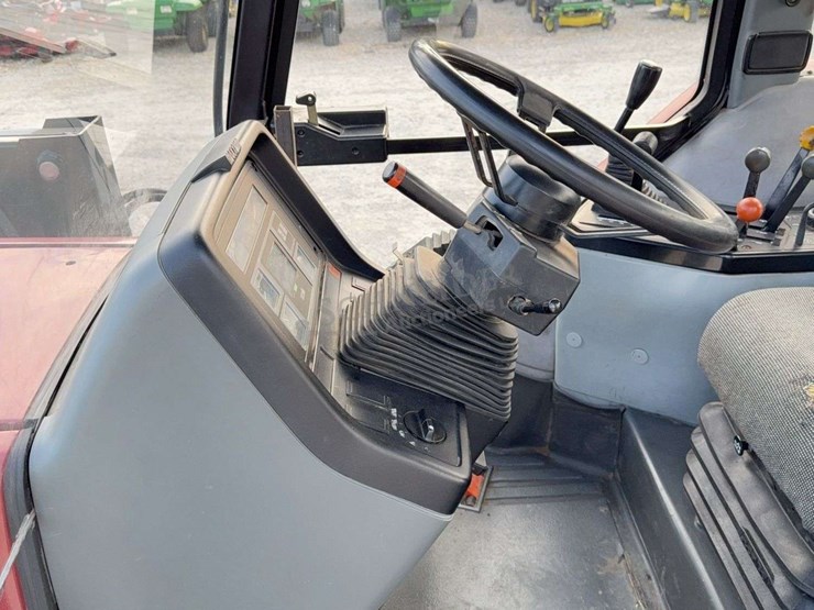 case-ih-5140-image-50