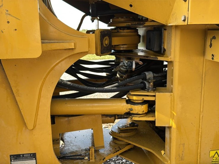 2007-caterpillar-928g-image-19