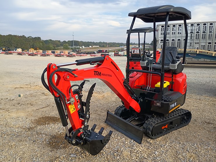 #l57-002-•-2025-tpm-16-mini-excavator-(gasoline)-image-8