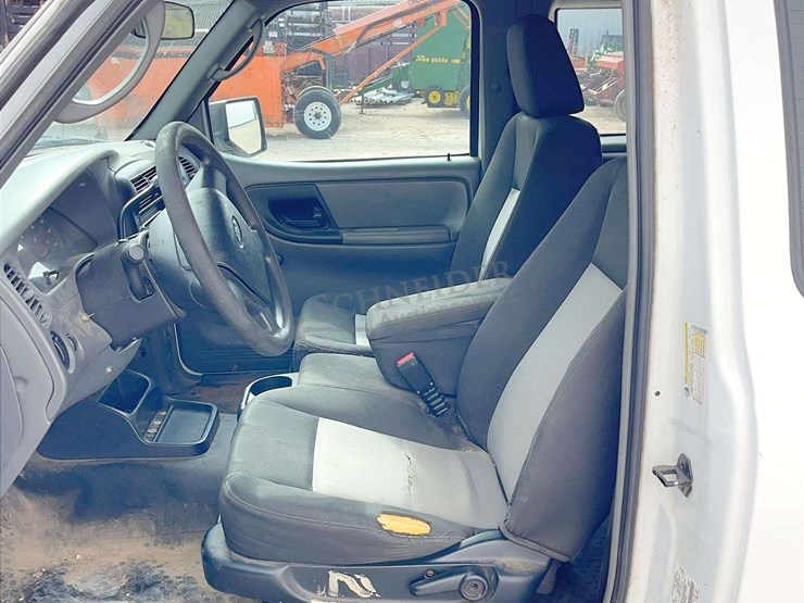 2011-ford-ranger-image-31