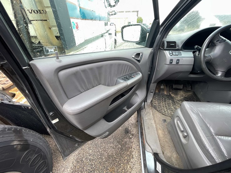 2009-honda-odyssey-image-65