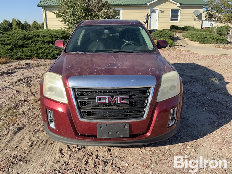 2011-gmc-terrain-sle-image-2